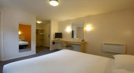 Travelodge Central Hotel