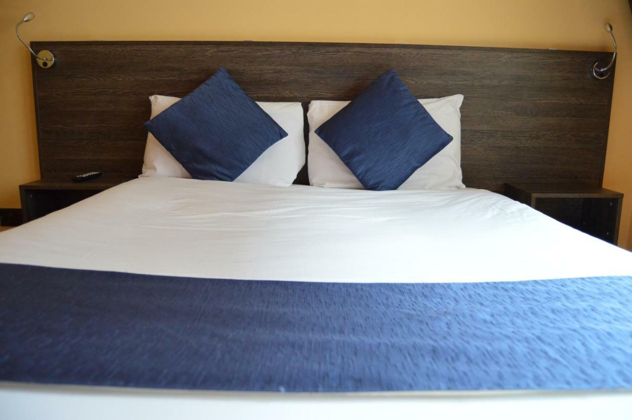 Ville Hotel 3*