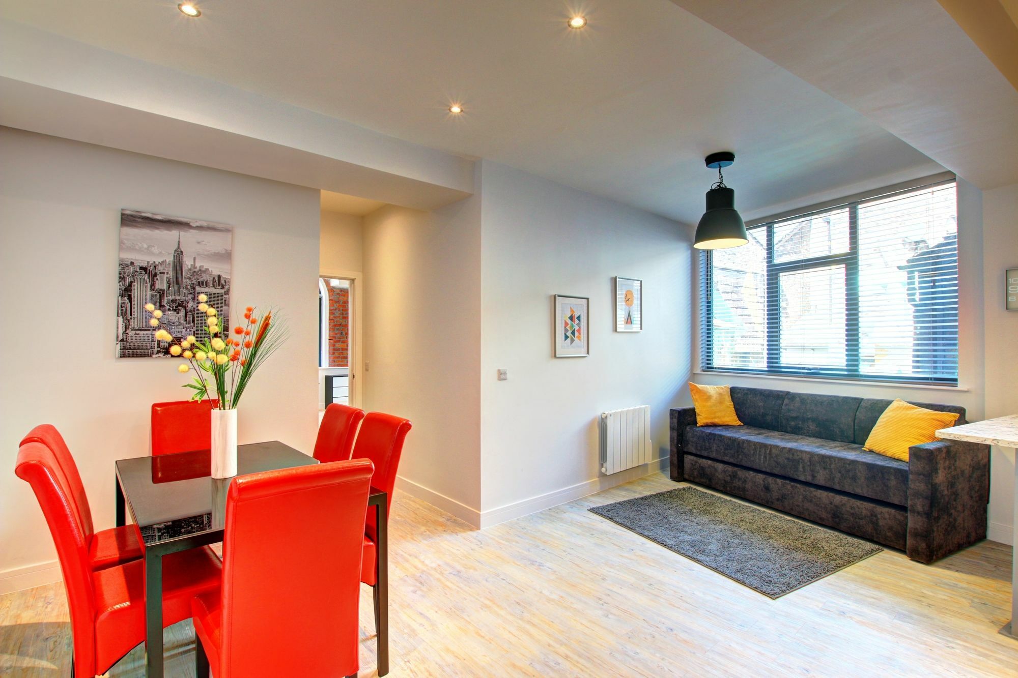 Piccadilly Apartment