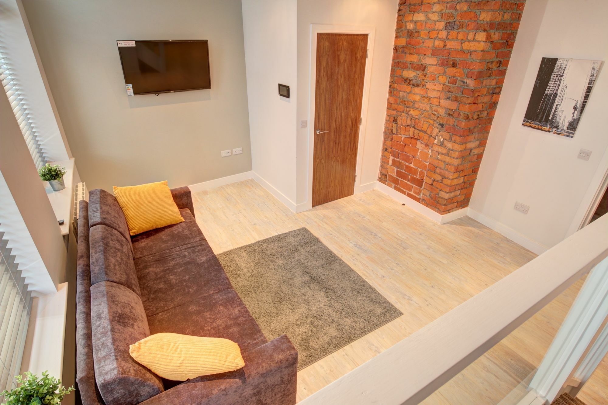 Piccadilly Apartment