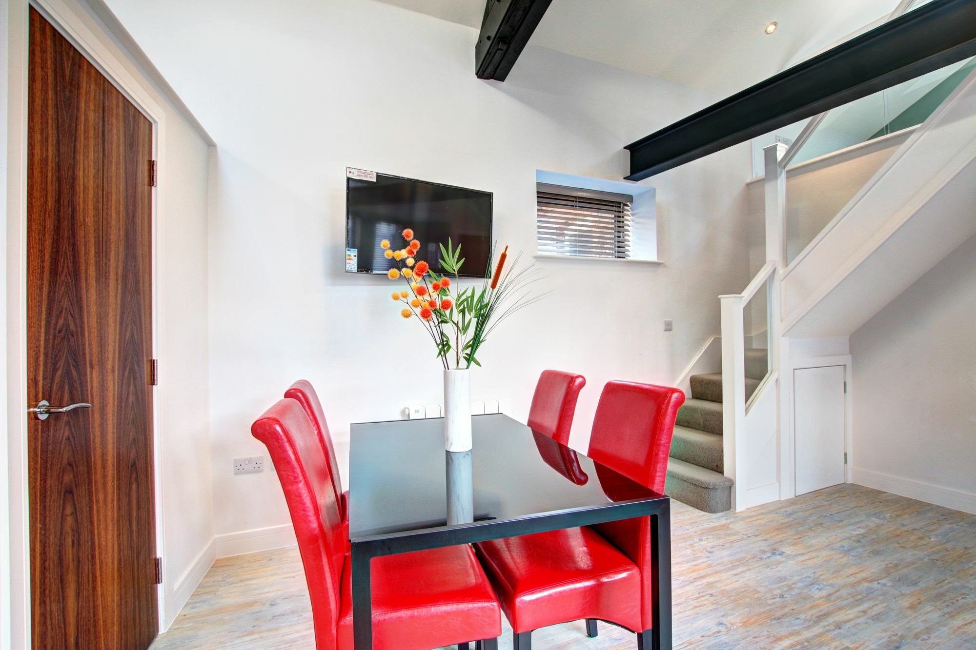 Piccadilly Apartment