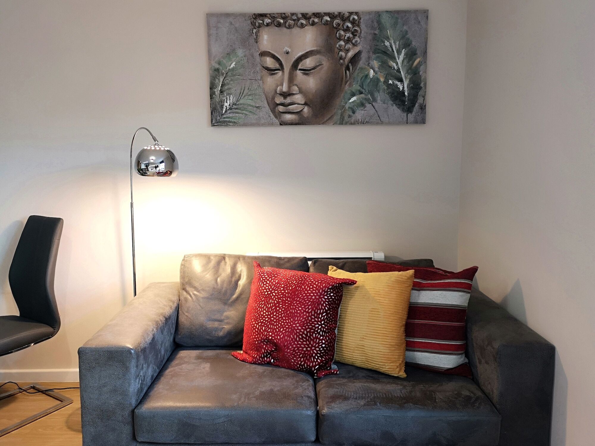 Apartment Centauri In Metro House