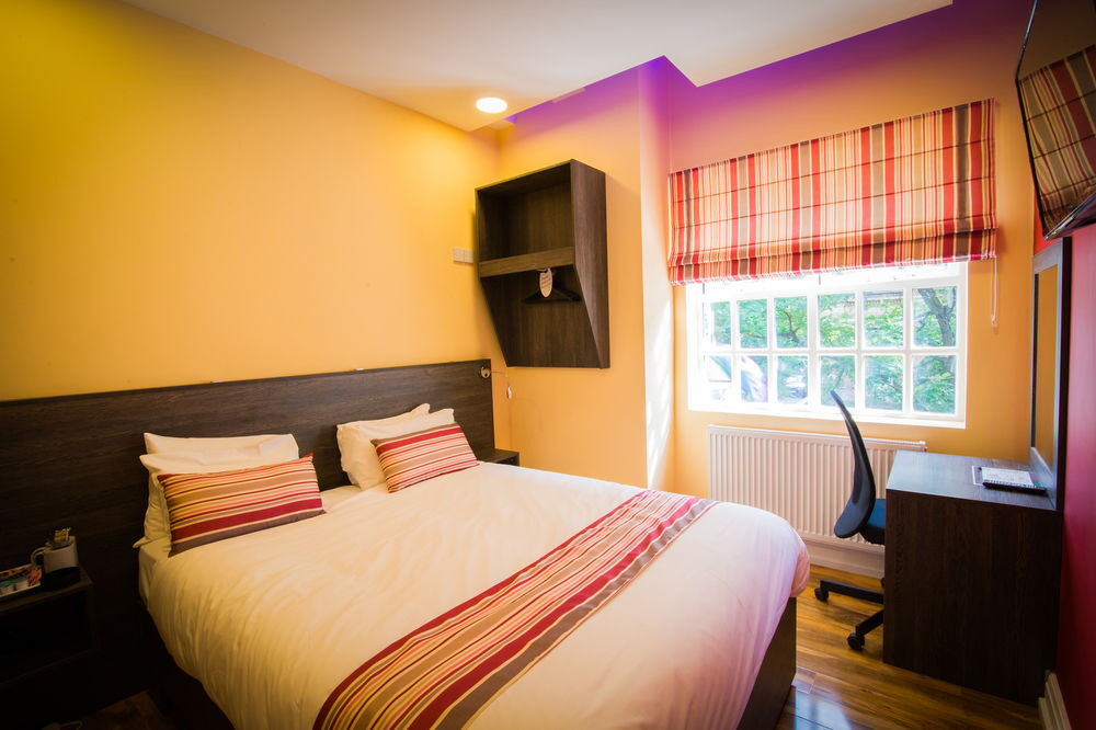 Hotel Ville Hotel 3*