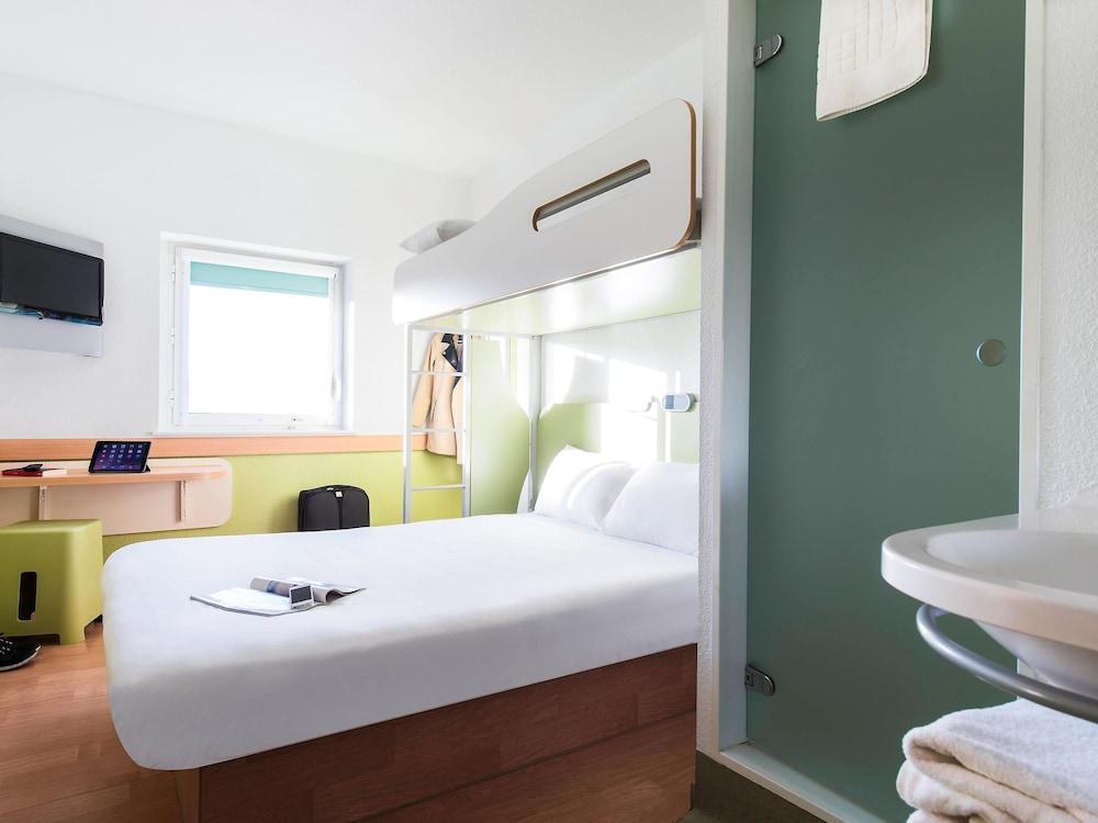 Hotel Ibis Budget Salford Quays 2*