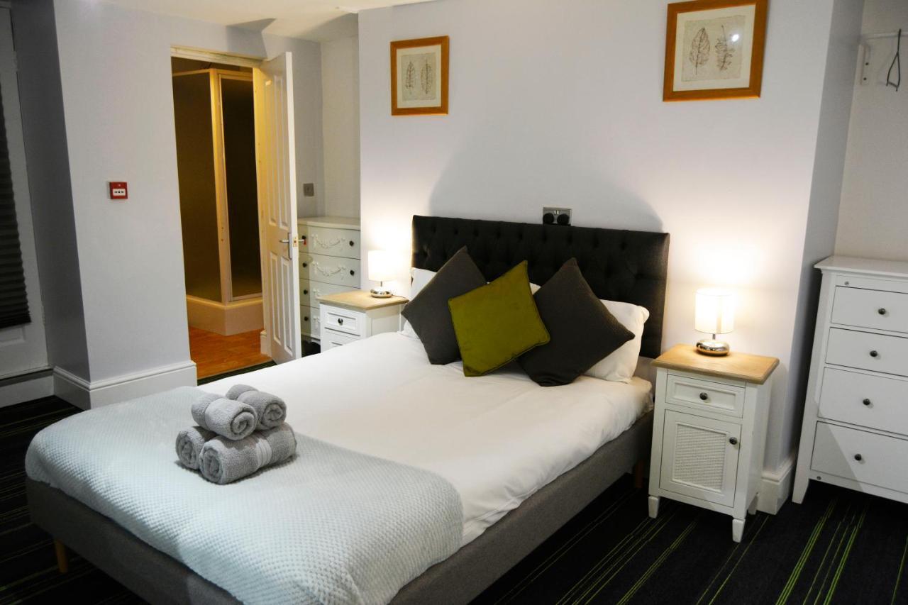 Guest house Queens Manchester