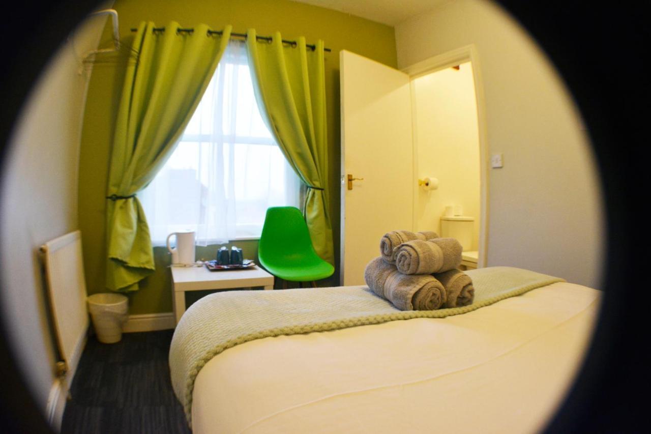 Queens Guest house Manchester